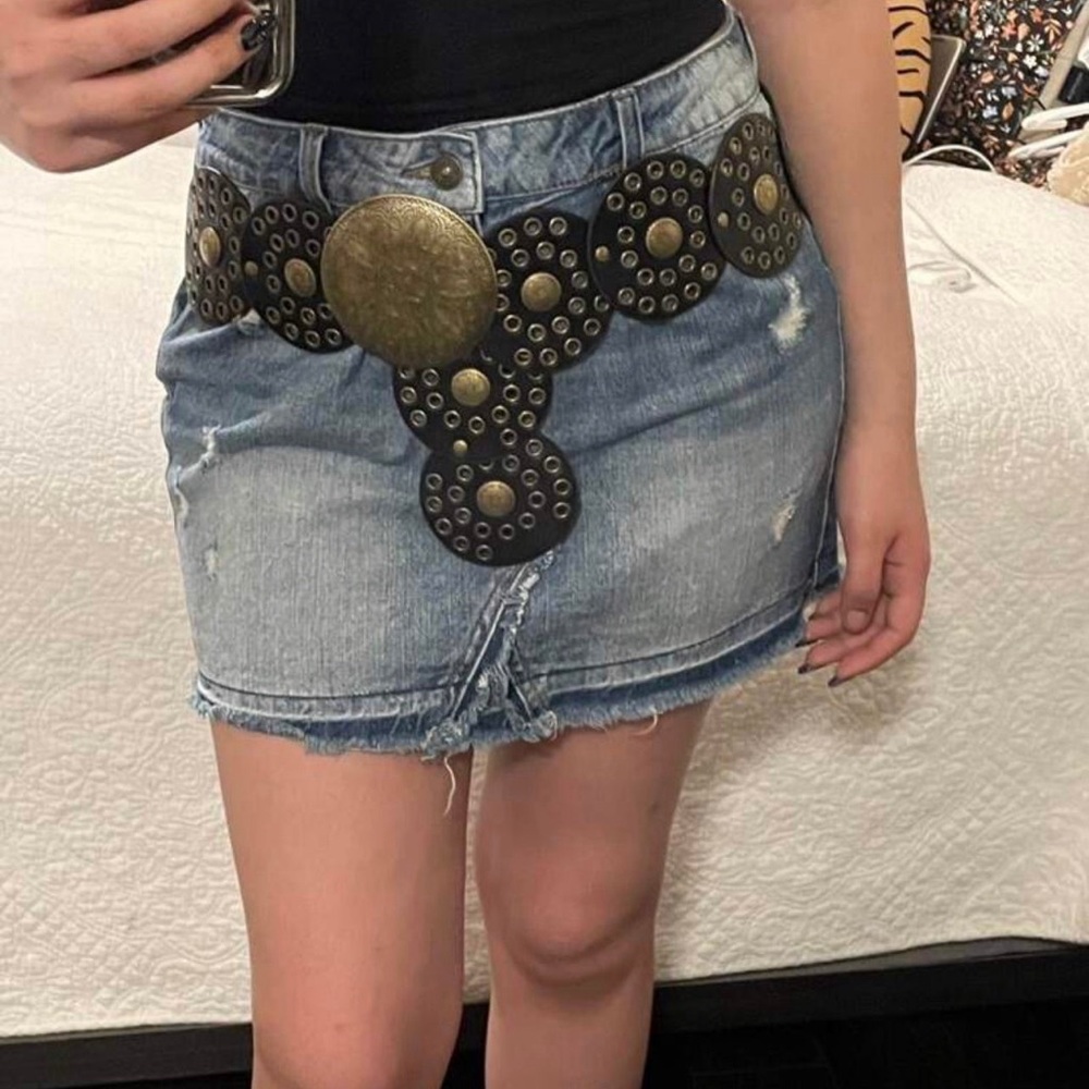 Black Western Round Concho Disk Belt - Picture 4 of 6